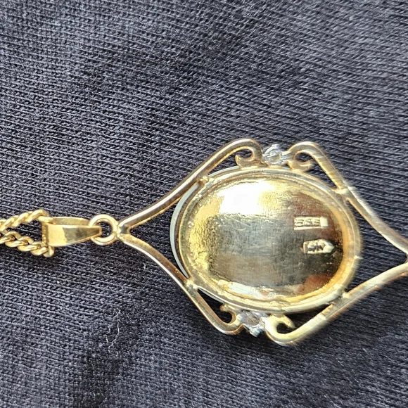 14k Opal And Diamond Chip Pendant - Picture 4 of 9